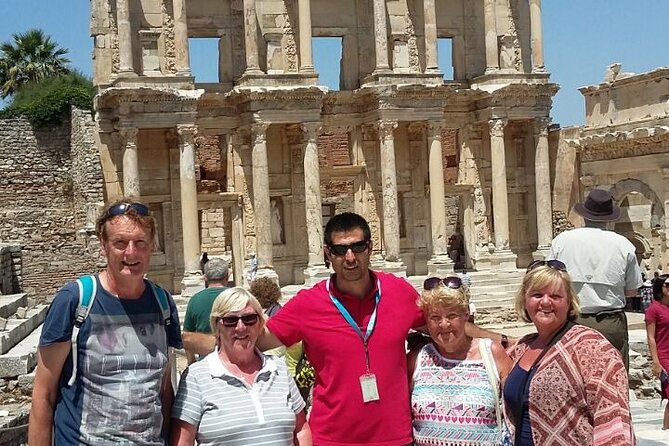 Private Ephesus and Turkish Bath Tour from Kusadasi Port - Lunch at a Local Turkish Restaurant With Real Diet Options