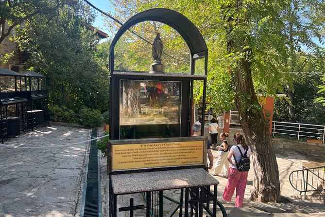 Private Ephesus and Virgin Mary’s House tour - Selçuk Break: Crafts, Lunch Decisions, and a Less-Clocked Moment