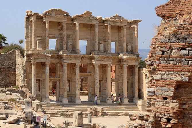 Private Ephesus Tour From Istanbul by Flights - Meryemana (Virgin Mary House): quiet, hilltop, and very different from the ruins