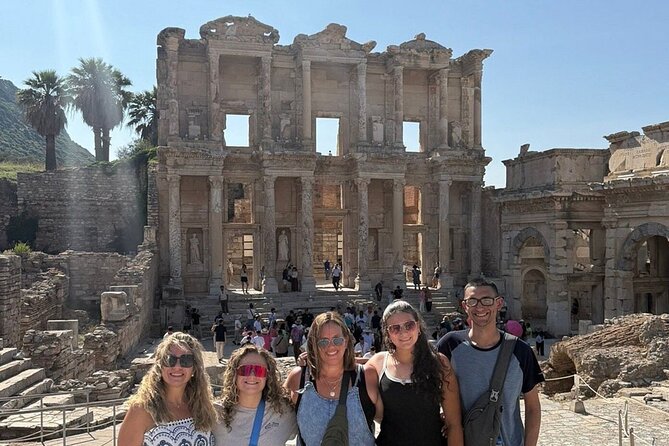 Private Ephesus Tour from Izmir - Ephesus Museum and Terrace Houses: when you want the “inside view”