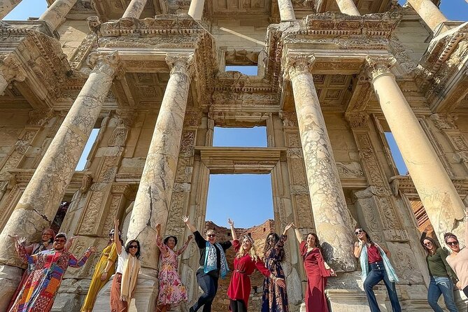 Private Ephesus Tour, ON TIME RETURN GUARANTEE - Kusadasi shopping center: coffee and souvenirs near the port