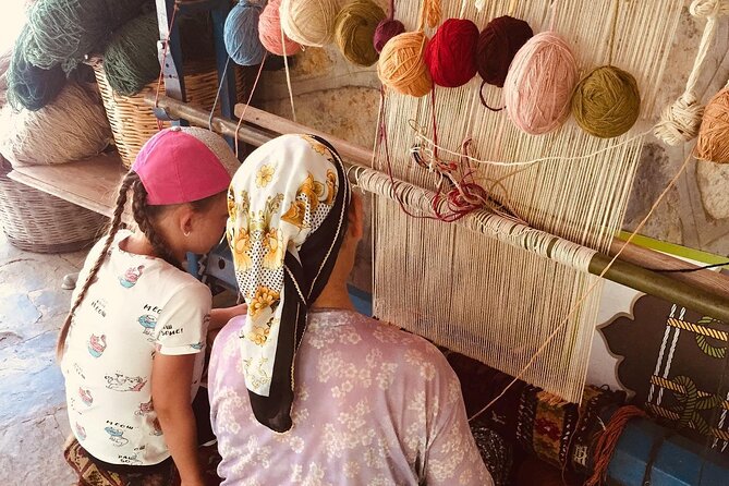 Private Etrim Carpet Village Tour from Bodrum Port / Hotels - Etrim Halicilik: learning Turkish carpet weaving in a nomadic village