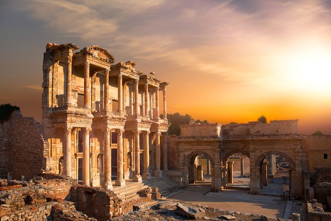 Private Full-day Guided Ephesus Tour from Istanbul - Stop 1: Meryemana at the House of the Virgin Mary in the Solmissos Mountains