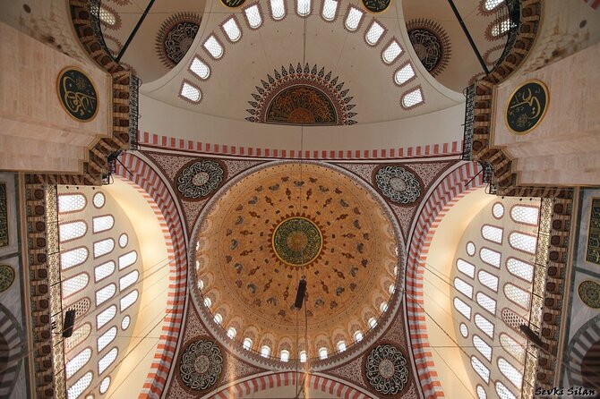 Private Full-Day Strolling through the Old Markets of Istanbul - Should you book this Old Markets private stroll?