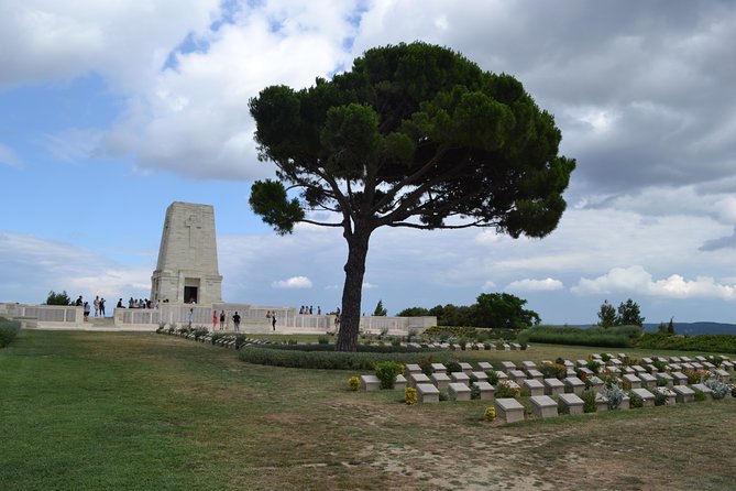 Private Gallipoli Full-Day Trip from Istanbul - Eceabat lunch stop: fuel before the memorials