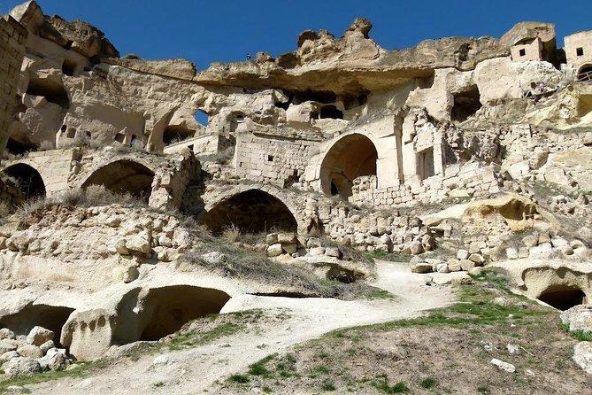 Private Green Cappadocia Tour With Guide&Vehicle - Hotel Pickup, Start Time, and How the Day Usually Flows