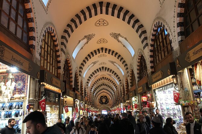 Private Guided Bazaar Tour in Istanbul - Price and value: what $350 per group really buys