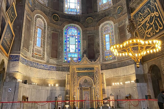Private Guided Hagia Sophia Tour with Skip the Line Access - Skip-the-line access: what it really saves you