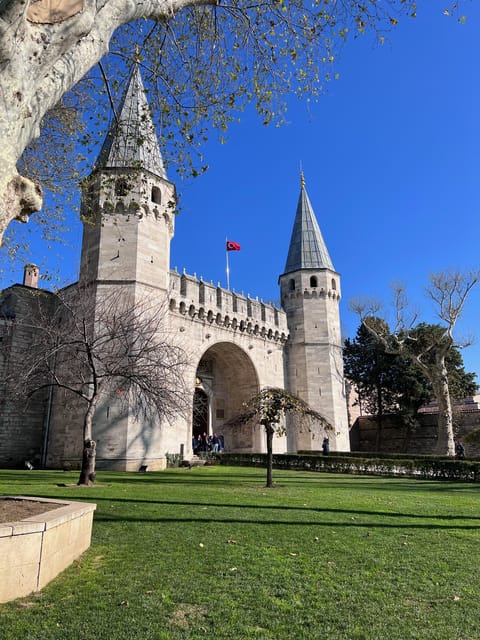 Private Guided Istanbul Luxury Tour (Tickets and Transfers) - Hagia Sophia with skip-the-line entry: 537 AD in plain sight