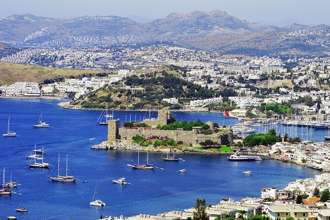 Private Guided Walking Tour to Bodrum City and Castle - Bodrum Bazaar: shopping streets, marina views, and craft-shop reality