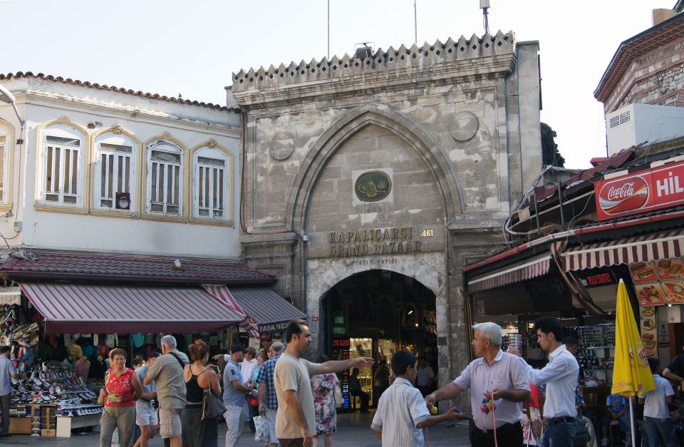 Private Historic Istanbul Half-Day Sightseeing Tour - Blue Mosque: stunning tiles, six minarets, and Friday timing rules