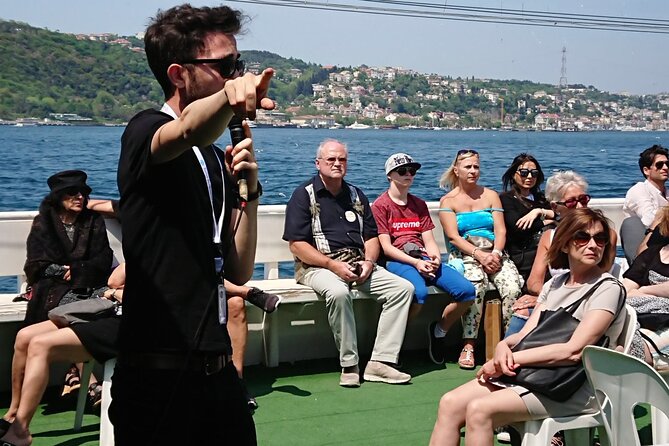 Private Istanbul Combo Tour - Classic Old City and Bosphorus Cruise - Pierre Loti Hill: The Golden Horn View Break You’ll Be Glad You Planned