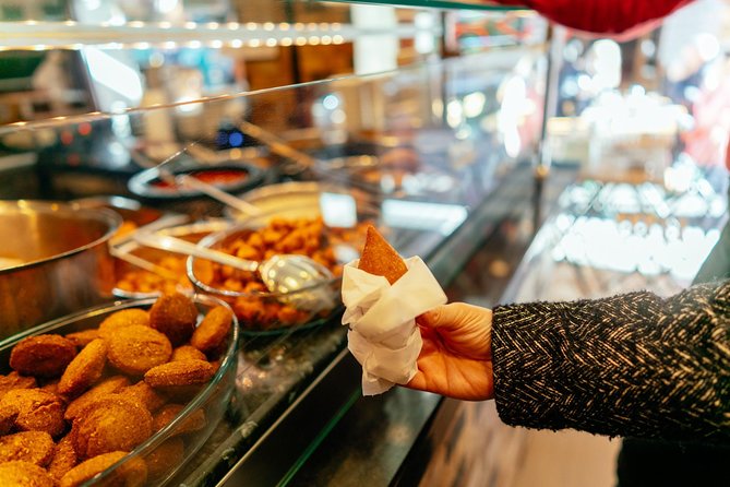 PRIVATE Istanbul Food Tour - 10 Tastings including Raki & Padi - Logistics That Matter: Meet at Osmanağa and Stay in Kadıköy