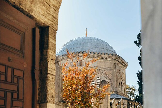 PRIVATE ISTANBUL FOOD TOUR & Hidden Pearls of the old city - Grand Bazaar: walking the “hidden pearls” way (without getting lost)