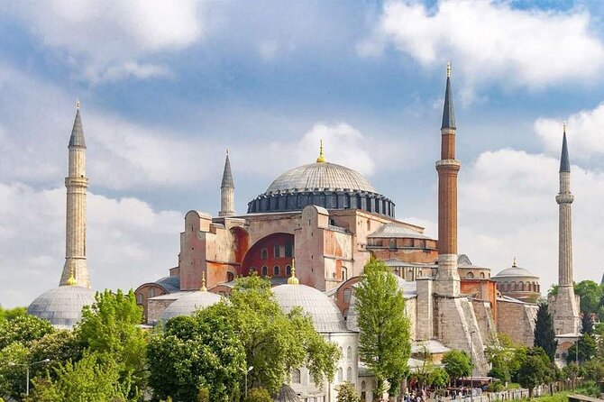 Private Istanbul Tour With Comfortable Vans During 8 Hours - Why this private van tour works for Istanbul in one day