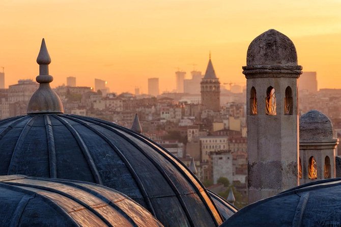 Private Istanbul Tour with Minivan & Licensed Guide (Flexible) - Dolmabahçe Palace: Ottoman Power in a Later Era