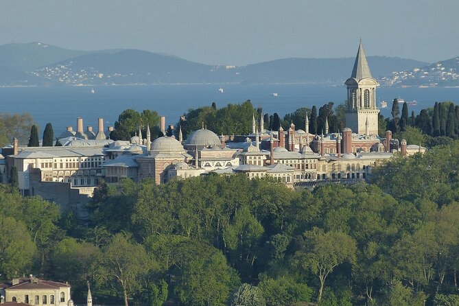 Private Layover Sightseeing Experience of Istanbul - Dolmabahçe Palace: late Ottoman glamour in baroque form