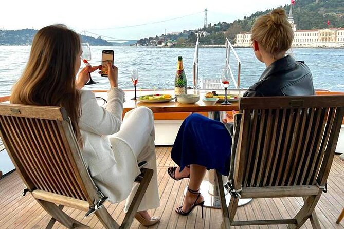 Private Luxury Yacht Cruise in Istanbul Bosphorus - A Timing Check That Can Save Your Two Hours