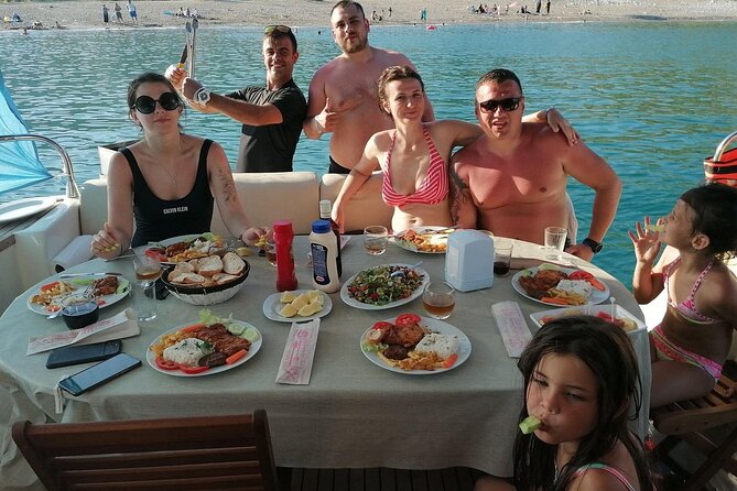 Private Luxury Yacht Tour in Antalya – Exclusive Experience - How the 5-hour yacht day from Antalya actually feels