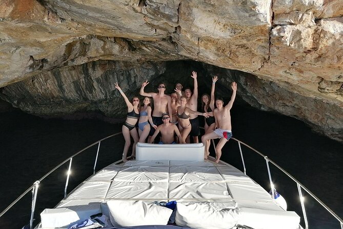 Private Luxury Yacht Tour in Antalya – Exclusive Experience - Hotel pickup and the start window you should respect
