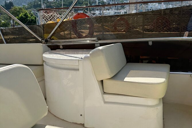 Private Motoryacht Cruise in Bodrum with Lunch - Comfort on a Private Motoryacht: What You Should Expect