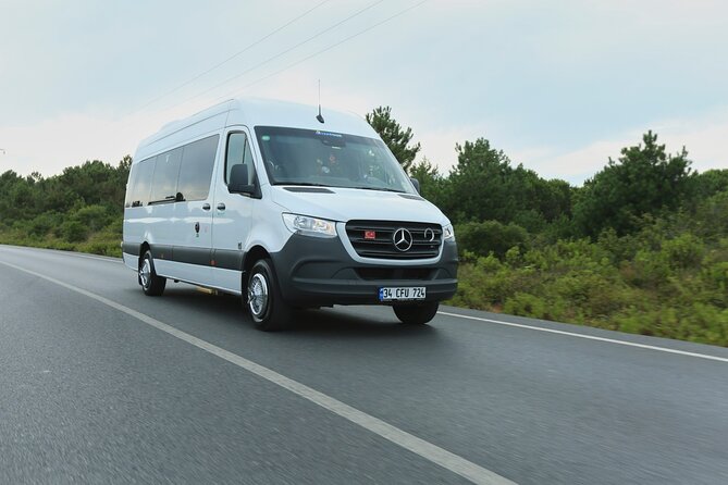 Private One-Way Transfer: Istanbul Airport ↔ City Hotels - Who this transfer fits best (and who might feel a pinch)
