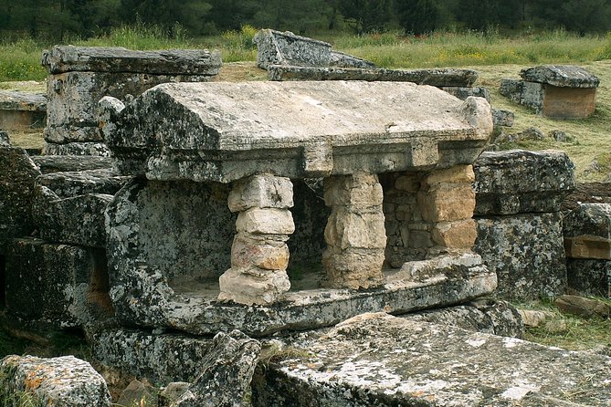 Private Pamukkale and Ephesus Tours - Şirince and Kuşadası: Two Quick Mood Shifts