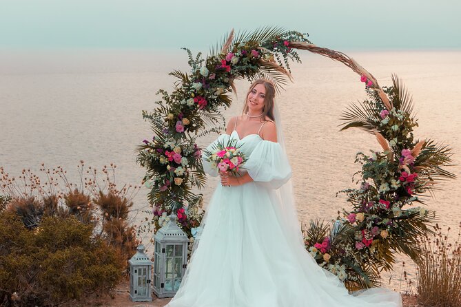 Private Photo Shoot in Antalya - Meeting at Hadrian’s Gate: location convenience, plus a smart plan