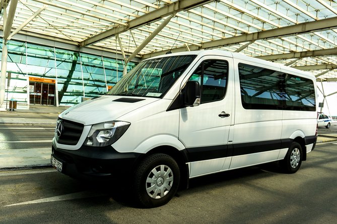 Private Transfer from Izmir Airport to Selcuk - Finding Your Driver Fast: The Name Board at Arrival