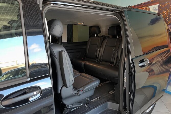 Private transfer from Nevşehir airport (NAV) to any hotel in Cappadocia - CappaTaxi Service Style: Fast Help, Punctual Drivers, and Practical Support