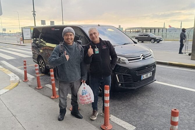 Private Transfer to Istanbul Airport from Fatih,Besiktas,Beyoglu - The van ride to Istanbul Airport: why this is worth it