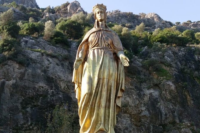 Private Van for Ephesus Tour from Kusadasi Port - Lunch, water, and air-conditioning: the comfort that keeps the day sane