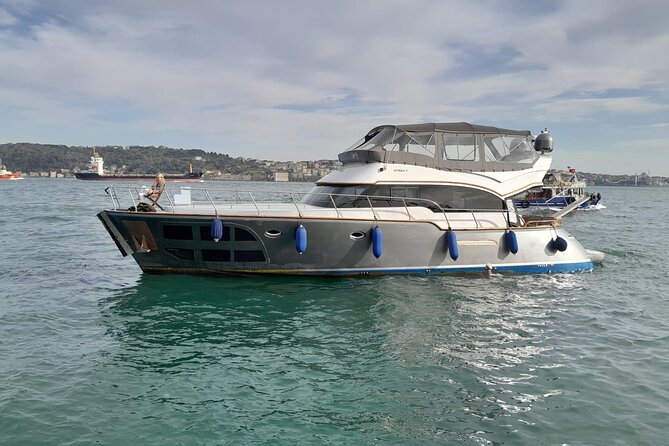 Private Yacht for Surprise Events / Birthday, Proposal, Anniversary, Party etc - Price and Value: What $484 Per Group Actually Buys