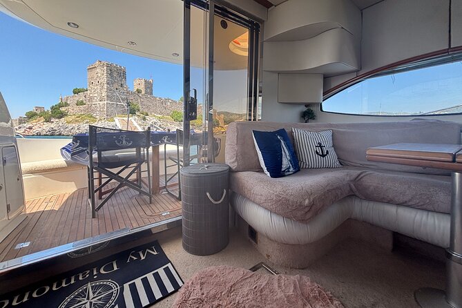 Private Yacht Tour in Bodrum at Sunset with Dinner - 3 Hours - Who This Sunset Yacht Dinner Tour Fits Best