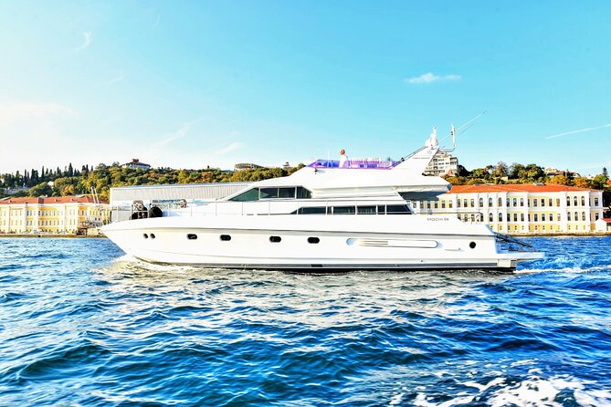 Private Yacht Voyage : Music, Wine & Snacks for Groups - Food, Drinks, Music, and the Service That Makes It Feel Private