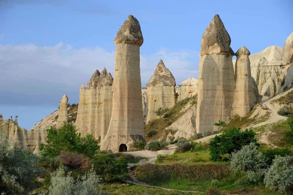 Red Tour Cappadocia (small group) w/ Göreme Open Air Museum - Pasabag (Monk’s Valley): the hour where fairy chimneys become the main event