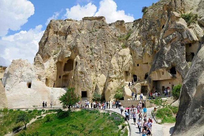 Red Tour ( North of Cappadocia ) - Devrent Valley: animal-shaped rocks and a dream-friendly wander