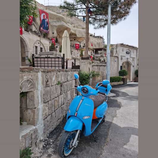 Rental Scooter Göreme - Getting set up: office paperwork, helmets, then off you go