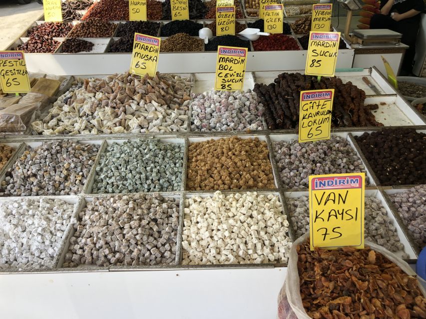 Roman Aqueduct, Sehzade Mosques &Women's Market - Buryan kebap: lamb baked in the well for about five hours