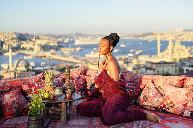 Rooftop Photoshoot in Istanbul - Tea, Photo Review, and Getting Confidence From the First Results