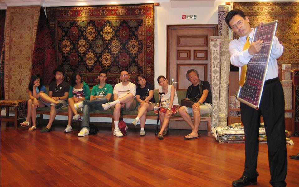 Rug Shopping Private Tour with expert Grand Bazaar - The Real Price Advantage: Retail Shops vs Wholesalers