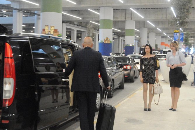 Sabiha Gokcen Airport Transfer - One Way - 24/7 flight tracking and waiting time: what you’re really paying for