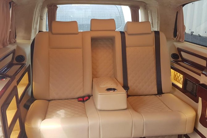 Sabiha Gokcen Airport Transfer - Round Trip - Flight Tracking and the 90-Minute Free Waiting Window