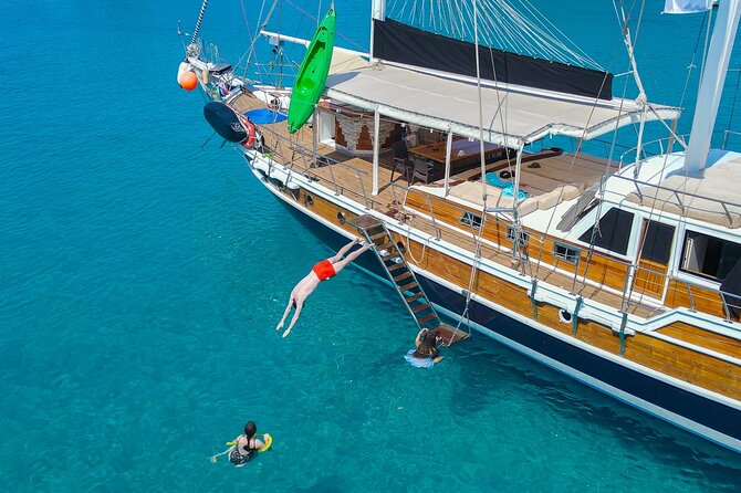 Sail Turkey: 18-39's Gulet Cruise Olympos to Fethiye - A relaxed 4-day gulet route from Demre to Fethiye