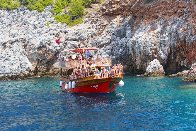 Scuba Diving in Side - Lunch, included gear, and the comfort details people forget
