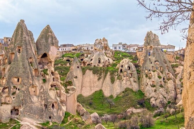 Semi-Private Cappadocia Day Tour from Istanbul, Cappadocia Hotels - Göreme Open-Air Museum and Tokalı Church: The Cave-Church Moment