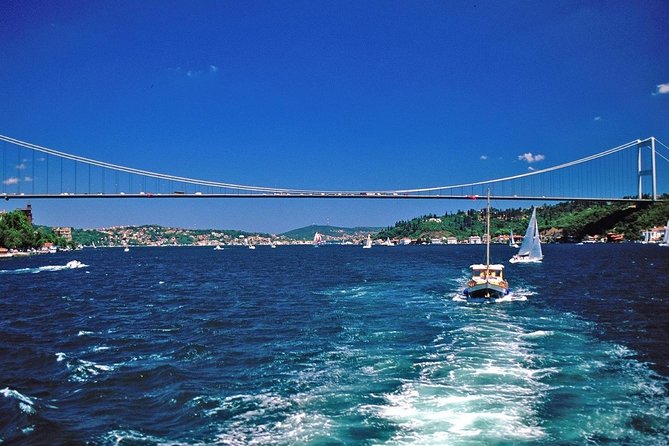 Short Guided Bosphorus Sunset Cruise - Dolmabahçe Palace and the European Palace Line