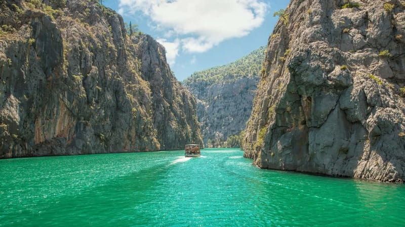 Side/Alanya: Green Canyon Boat Trip w/Unlimited Soft Drinks - Lunch by the lake: included food that doesn’t feel like an afterthought