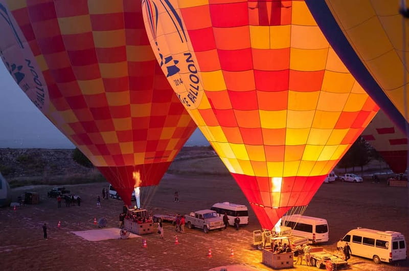 Side/Alanya: Pamukkale Hot Air Balloon Flight w/Lunch - Hierapolis ruins: Ancient Greek stepping-stones you can still make sense of