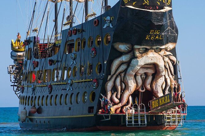 Side Big Kral Pirate Boat Trip - Biggest Pirate Boat Ever - The drive to the pier: what 45 km usually feels like